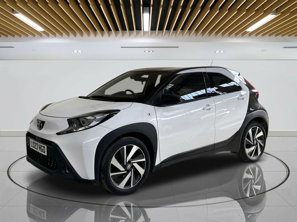 Toyota Aygo X 1L Edge LO23HGD White #4