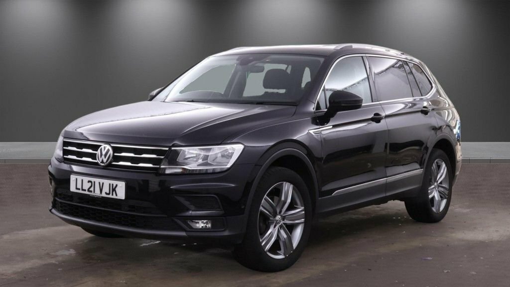 Volkswagen Tiguan Allspace 1.5L Match Black #2