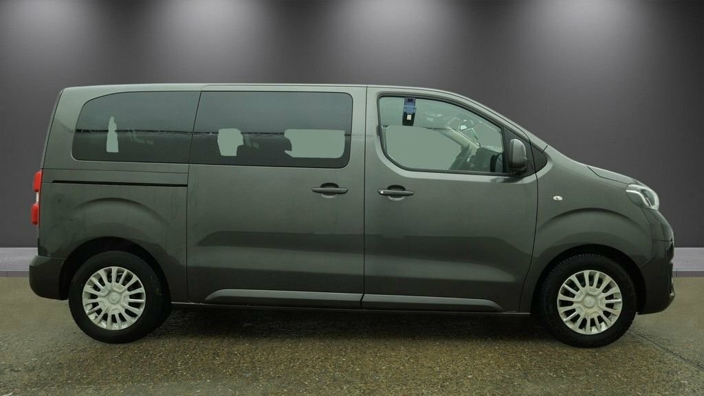 Toyota Proace Verso 1.5L Shuttle Grey #5