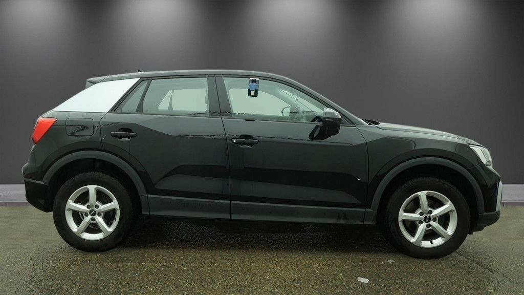 Audi Q2 1L Technik HJ22ZMU Black #5