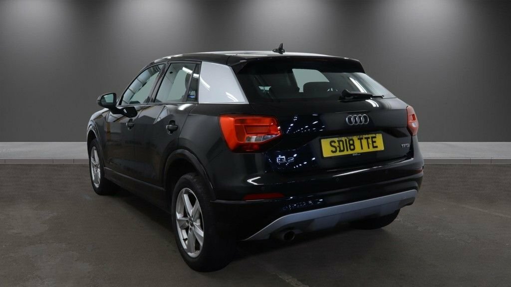 Audi Q2 1L Sport SD18TTE Black #3