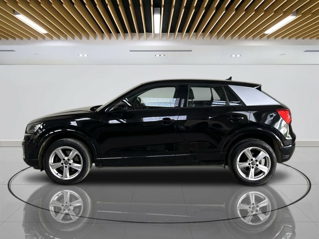 Audi Q2 1L Sport SD18TTE Black #5