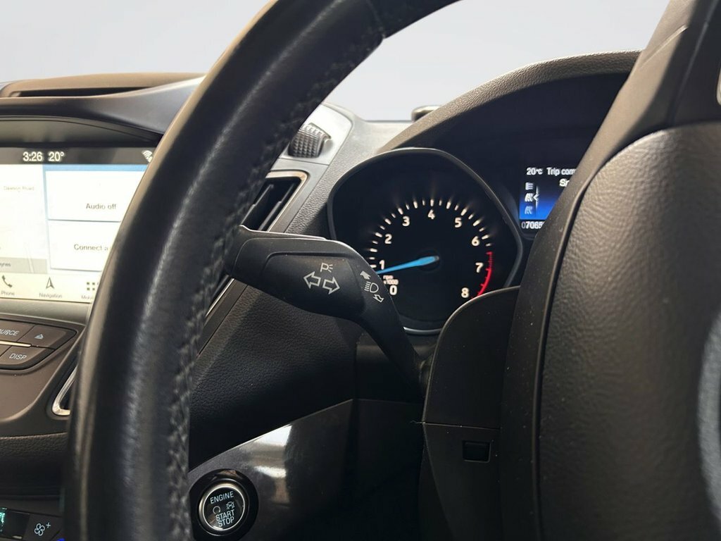Ford Grand C-Max 1.0 Titanium Navigation 6Spd 100Ps Black #18