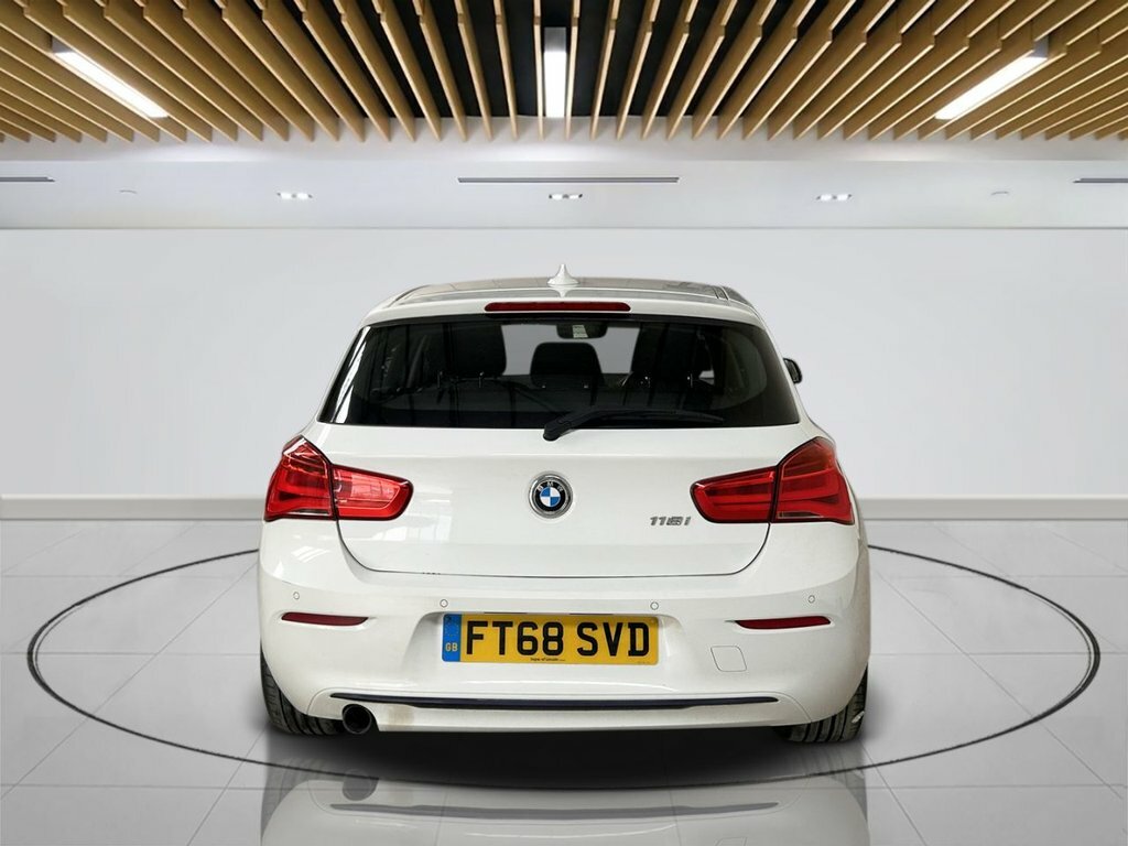 BMW 1 Series 1.5L Sport FT68SVD White #6