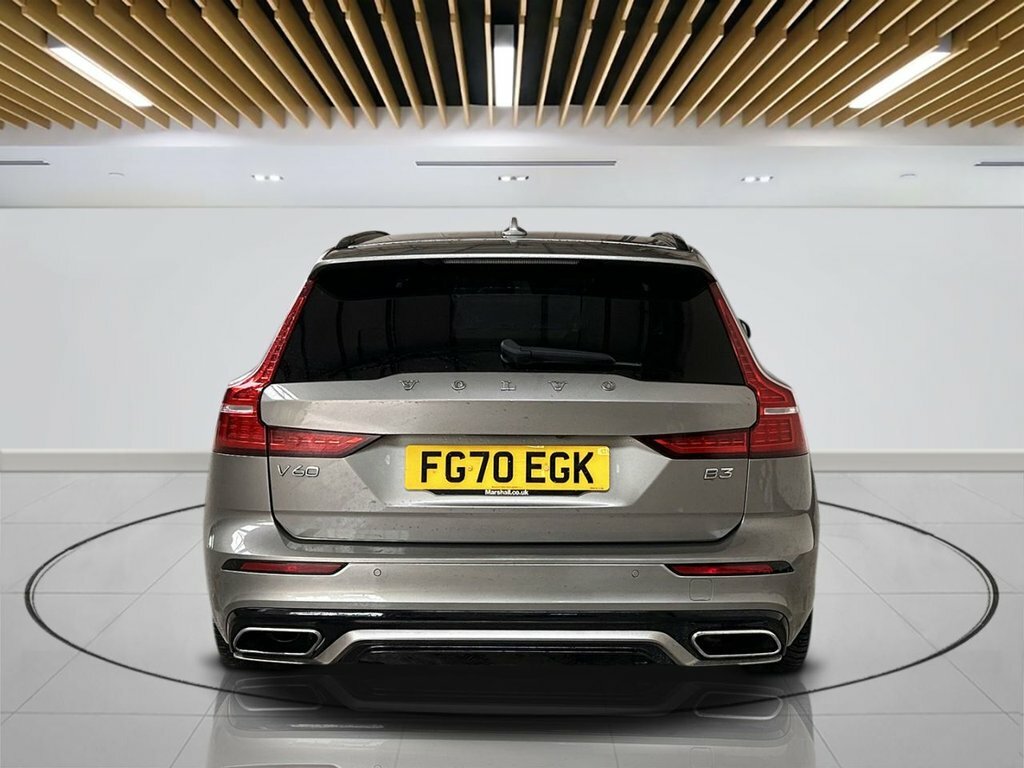 Volvo V60 D4 R-design Plus White #7