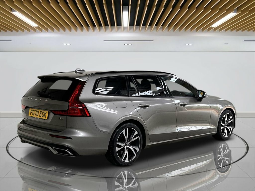 Volvo V60 D4 R-design Plus White #8