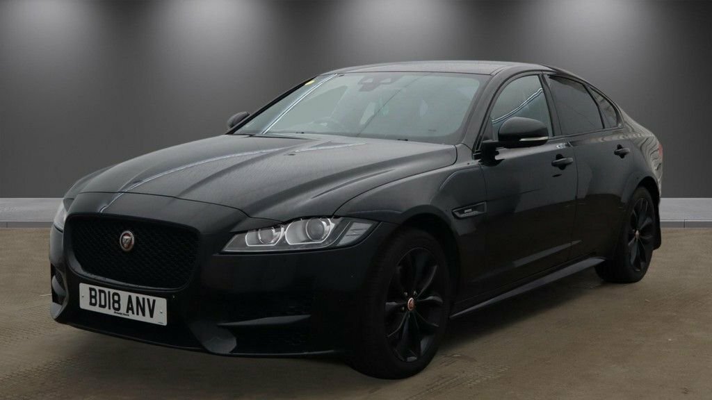Jaguar XF 2L R-sport Black #2