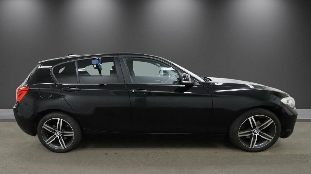 BMW 1 Series 1.5L Sport FY68OJH Black #5