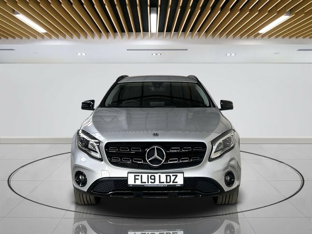Mercedes-Benz GLA Class 1.6L Urban Edition FL19LDZ Silver #2