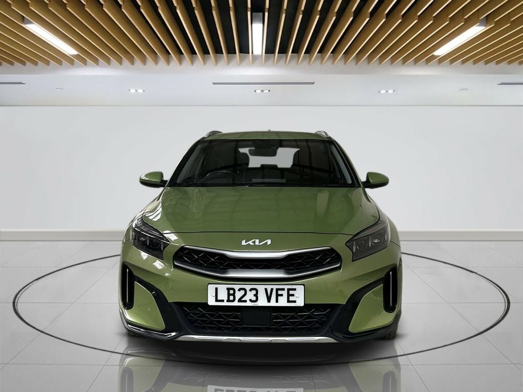 Kia Xceed Suv Green #2