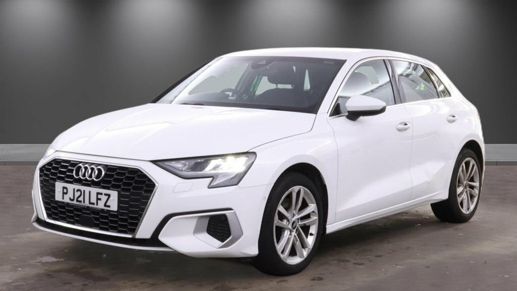 Audi A3 1L Sport PJ21LFZ White #2