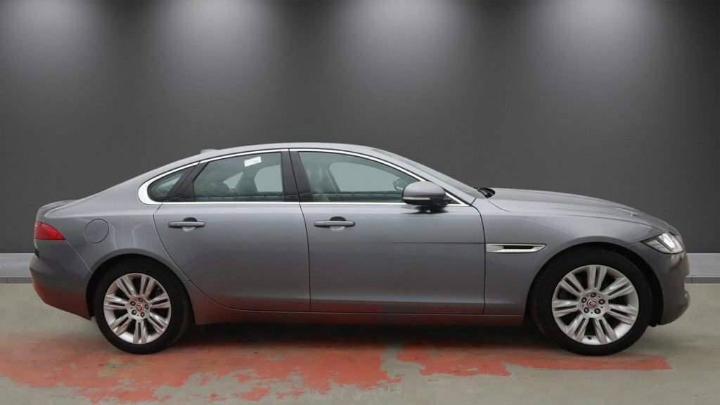 Jaguar XF 2L Portfolio Grey #5