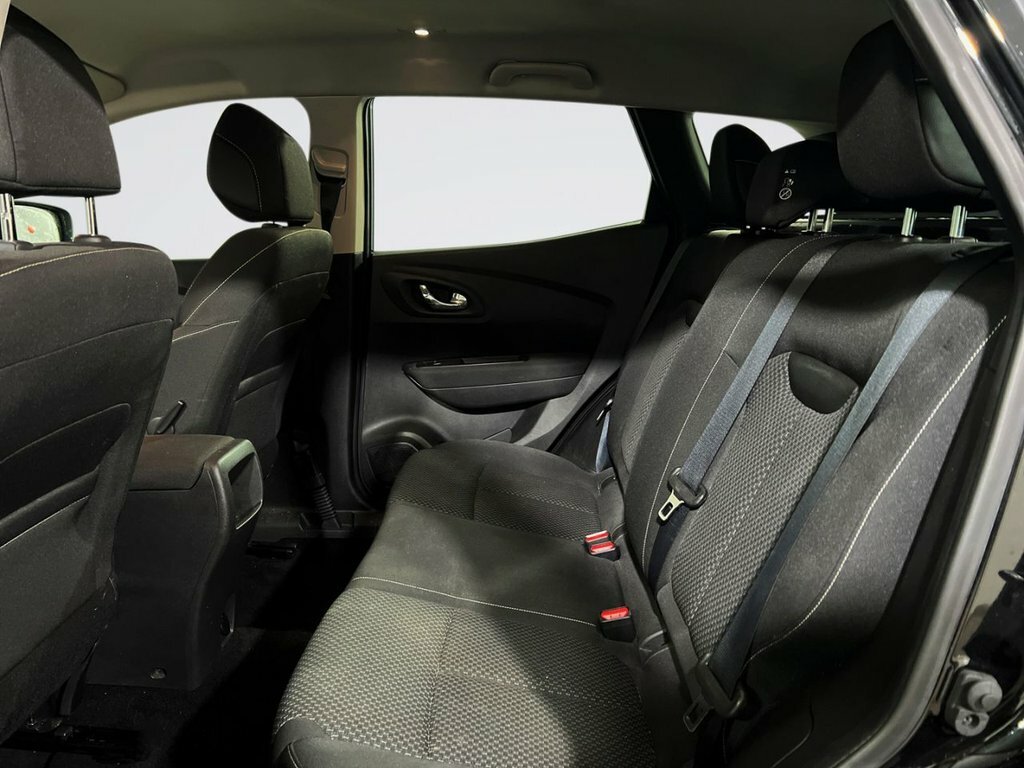 Renault Kadjar Signature Nav Tce Red #16