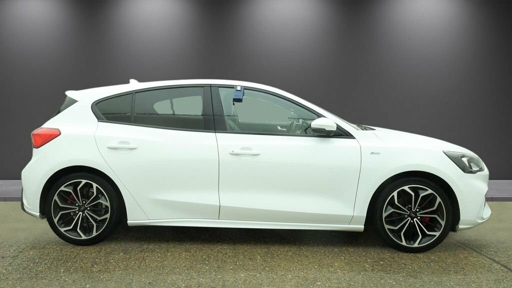 Ford Focus 1L St-line X WP20JXZ White #5