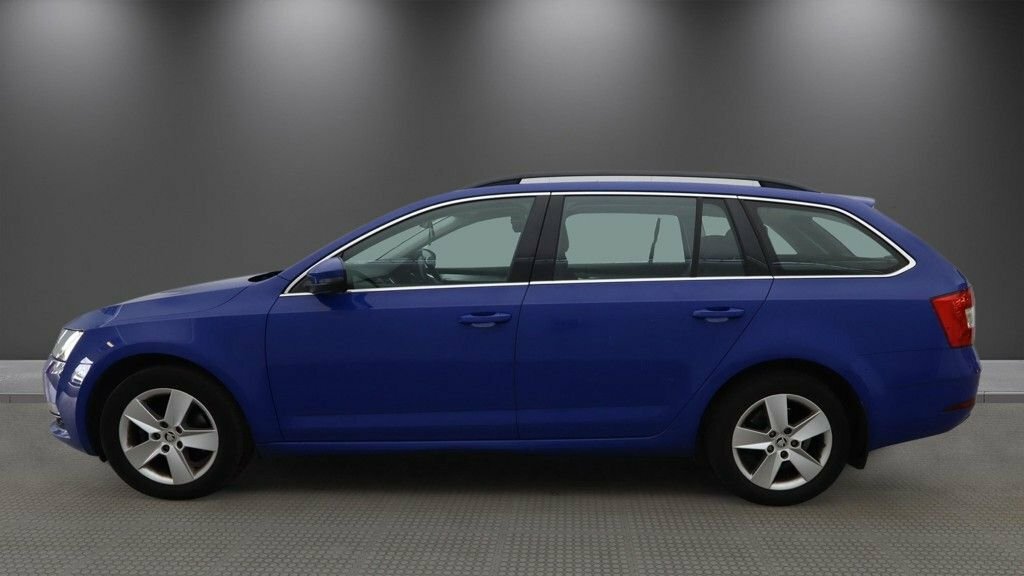 Skoda Octavia 1.6L Se Technology CX20OUN Blue #6