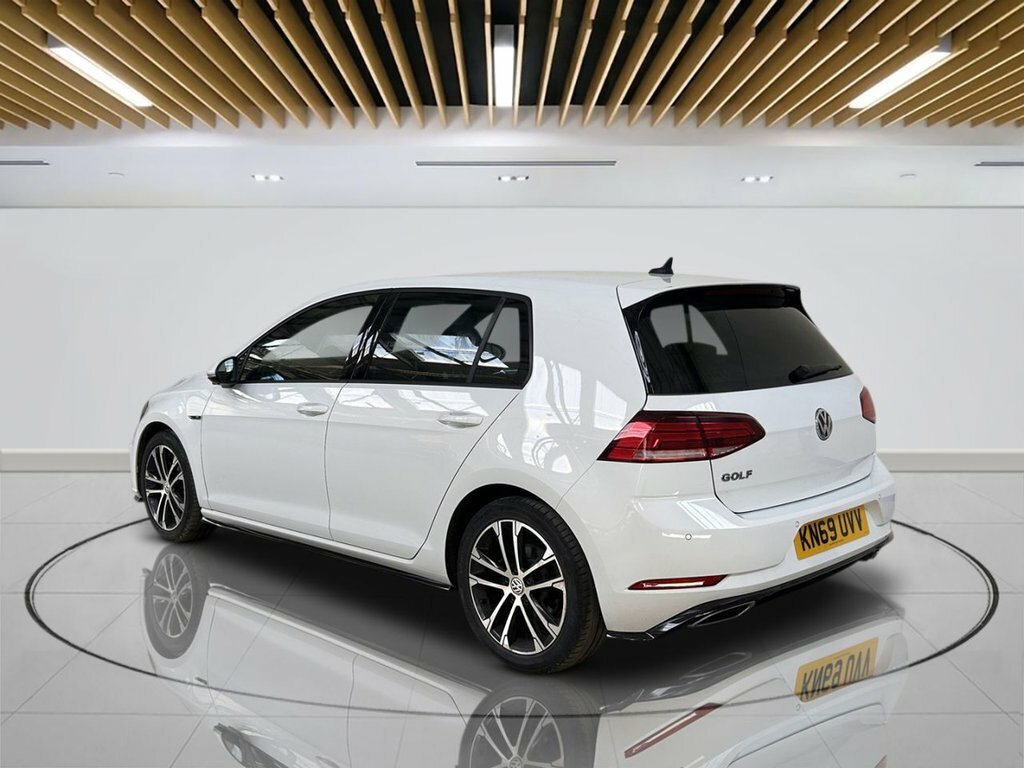 Volkswagen Golf 2L R-line KN69UVV White #6