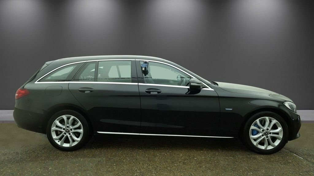 Mercedes-Benz C Class C350e Sport Premium Plus White #5