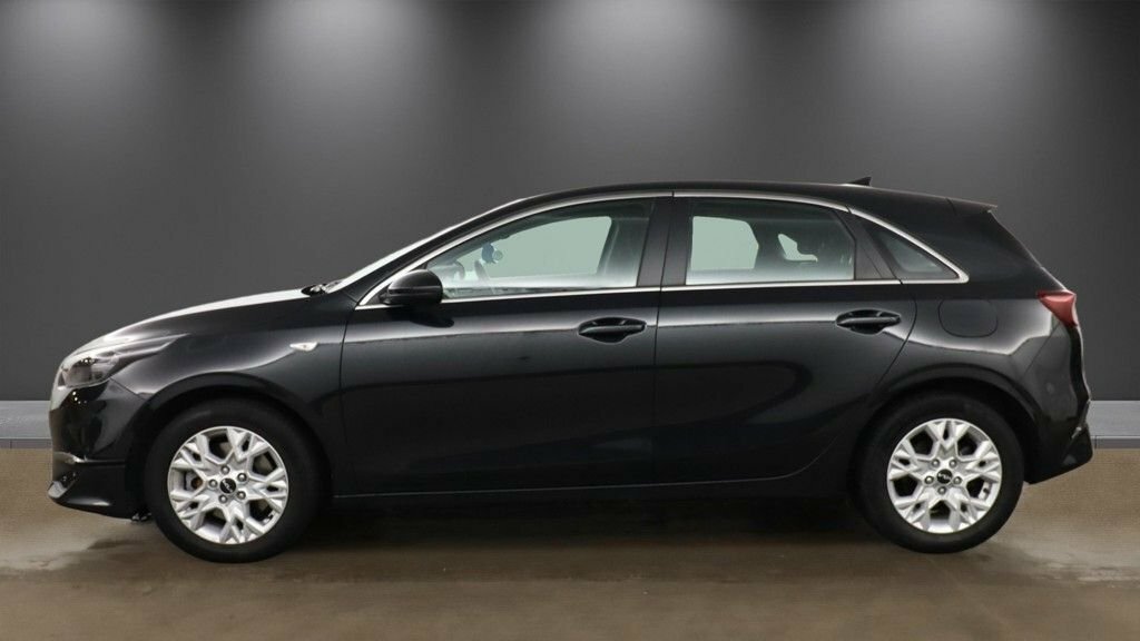 Kia Ceed 1L 2 Black #6