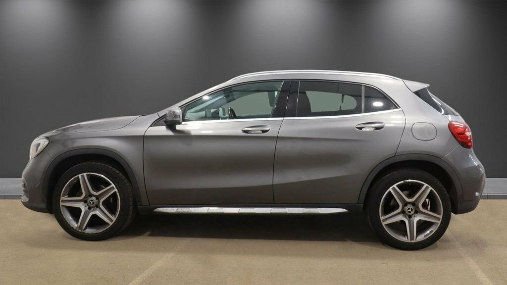 Mercedes-Benz GLA Class 2.1L Amg Line Grey #6