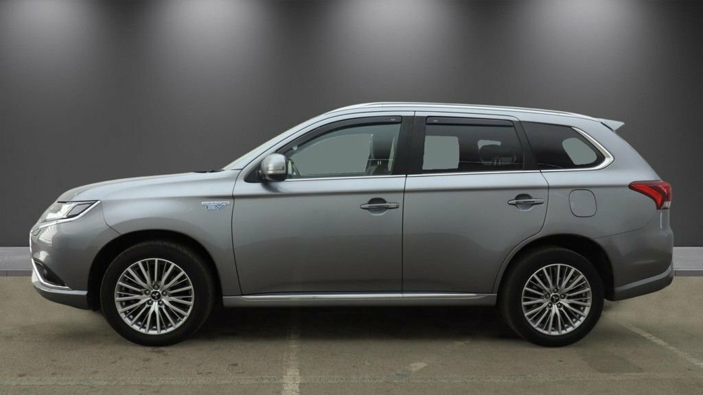 Mitsubishi Outlander 2.4L Dynamic Grey #6