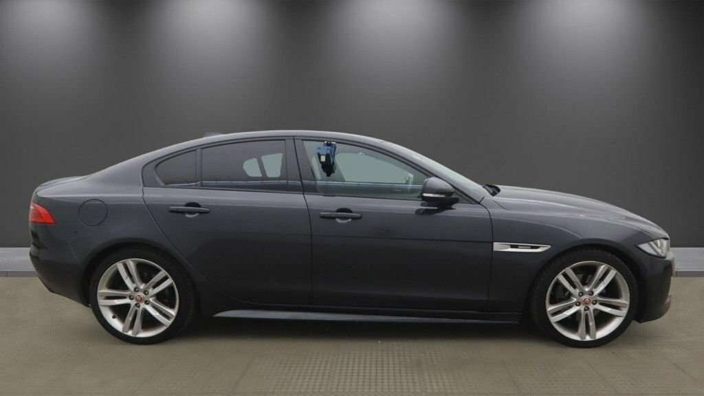 Jaguar XE 2L R-sport Grey #5