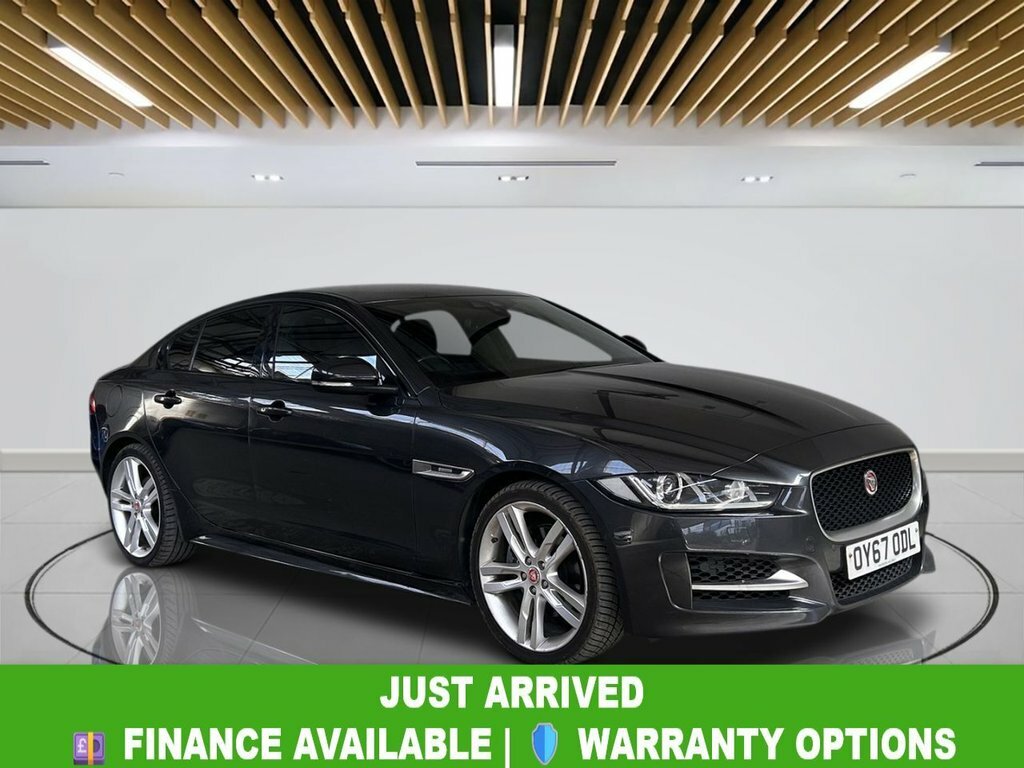 Jaguar XE 2L R-sport Grey