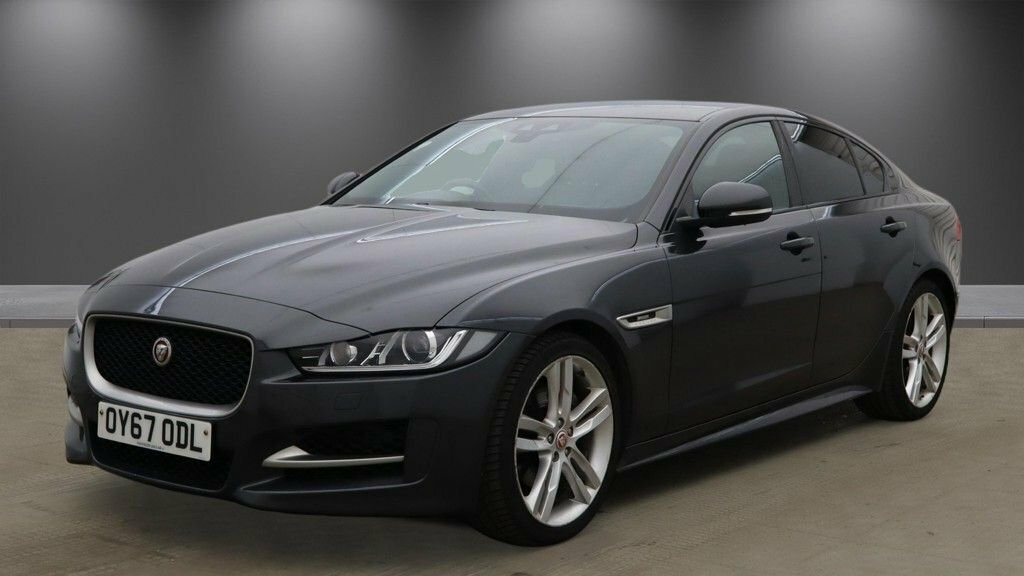 Jaguar XE 2L R-sport Grey #2