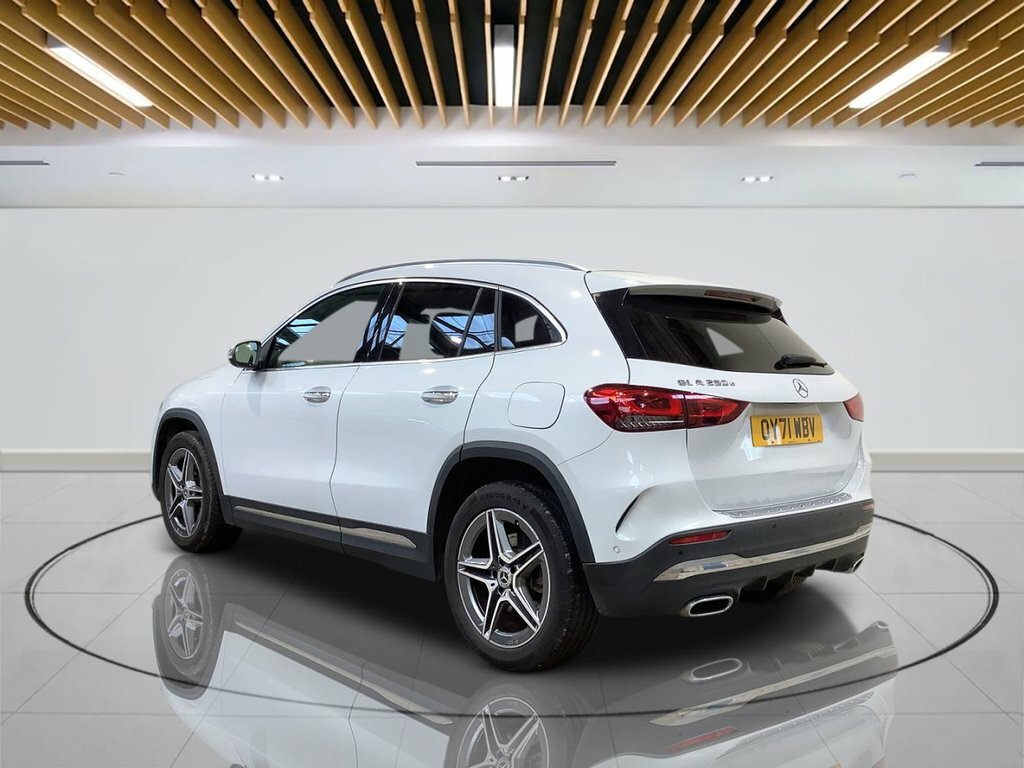 Mercedes-Benz GLA Class 1.3L Exclusive Edition White #5