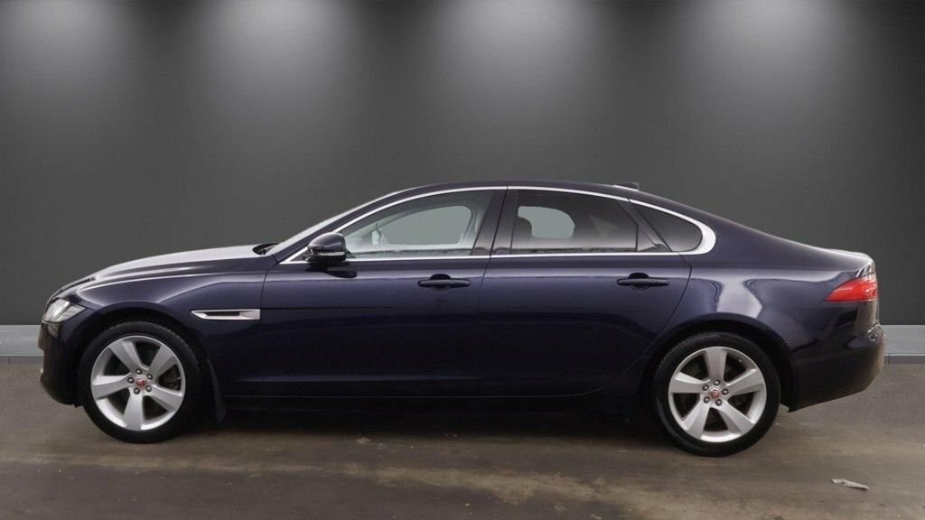 Jaguar XF 2L Portfolio Blue #6