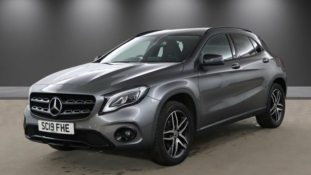 Mercedes-Benz GLA Class 1.6L Urban Edition Grey #2