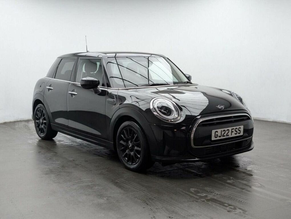 Mini Hatch 1.5 Cooper Classic Hatchback Eur GJ22FSS Black #2