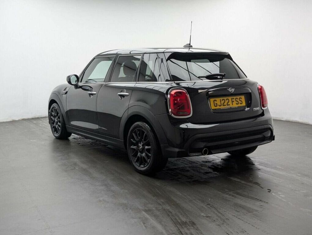 Mini Hatch 1.5 Cooper Classic Hatchback Eur GJ22FSS Black #6