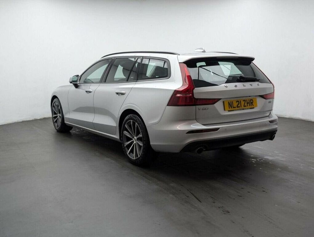 Volvo V60 2.0 B3 Mhev Momentum Estate Hybrid Silver #6