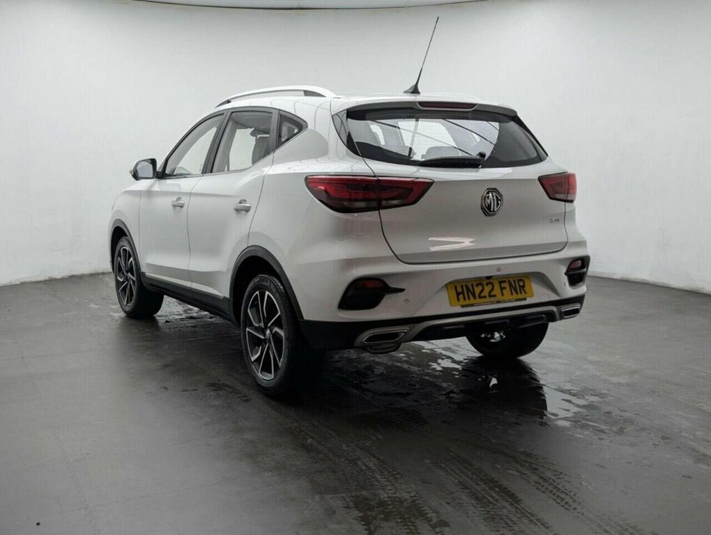 MG ZS 1.5L Exclusive HN22FNR White #6