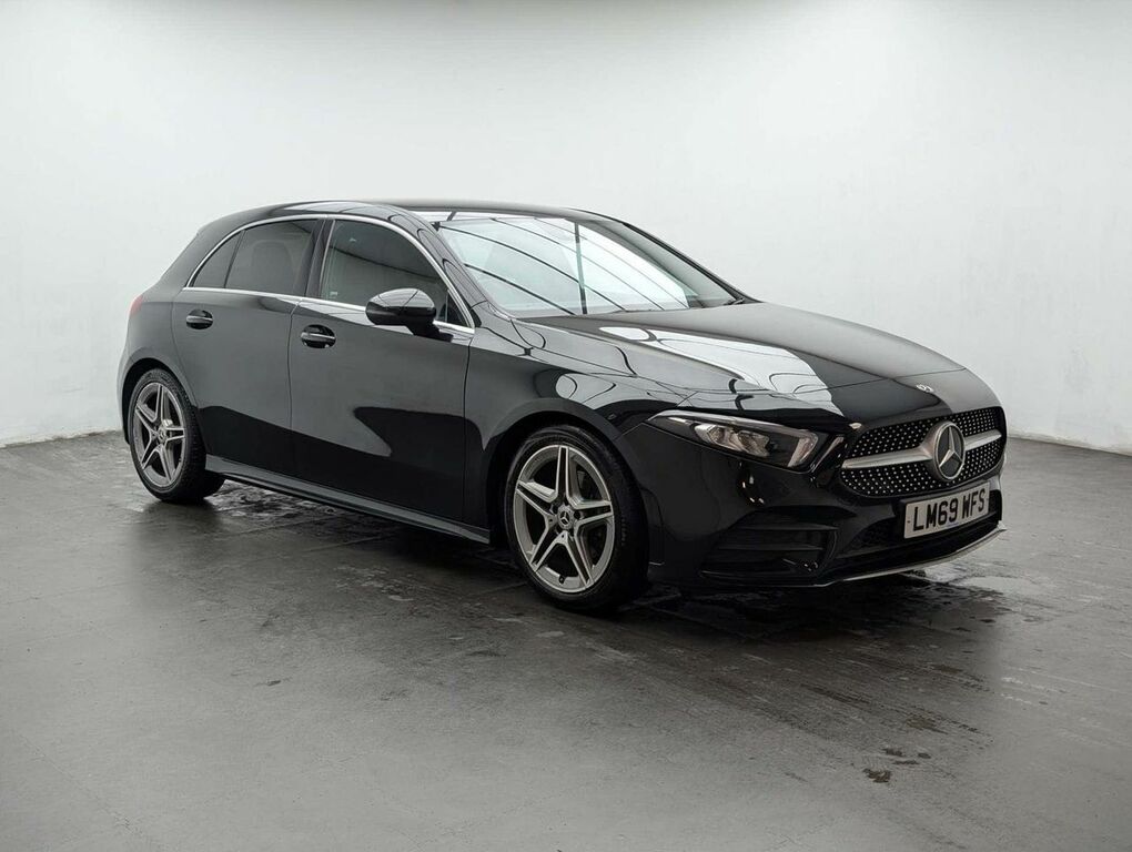 Mercedes-Benz A Class 1.3 A 200 Amg Line LM69WFS Black #2