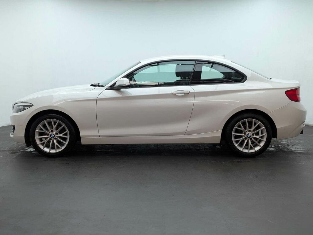 BMW 2 Series 1.5 218I Se SR68LKP White #4