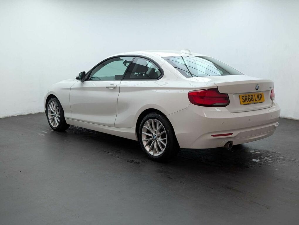 BMW 2 Series 1.5 218I Se SR68LKP White #2