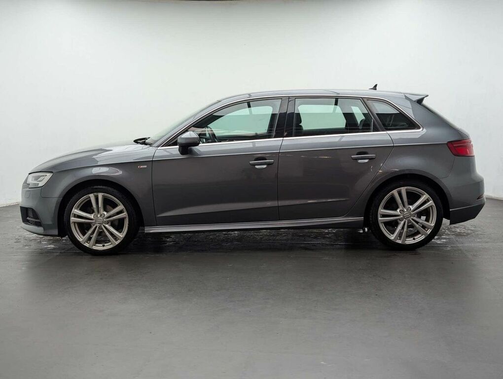Audi A3 1.5 A3 Sportback 35 Tfsi S Line KV70YHU Grey #5