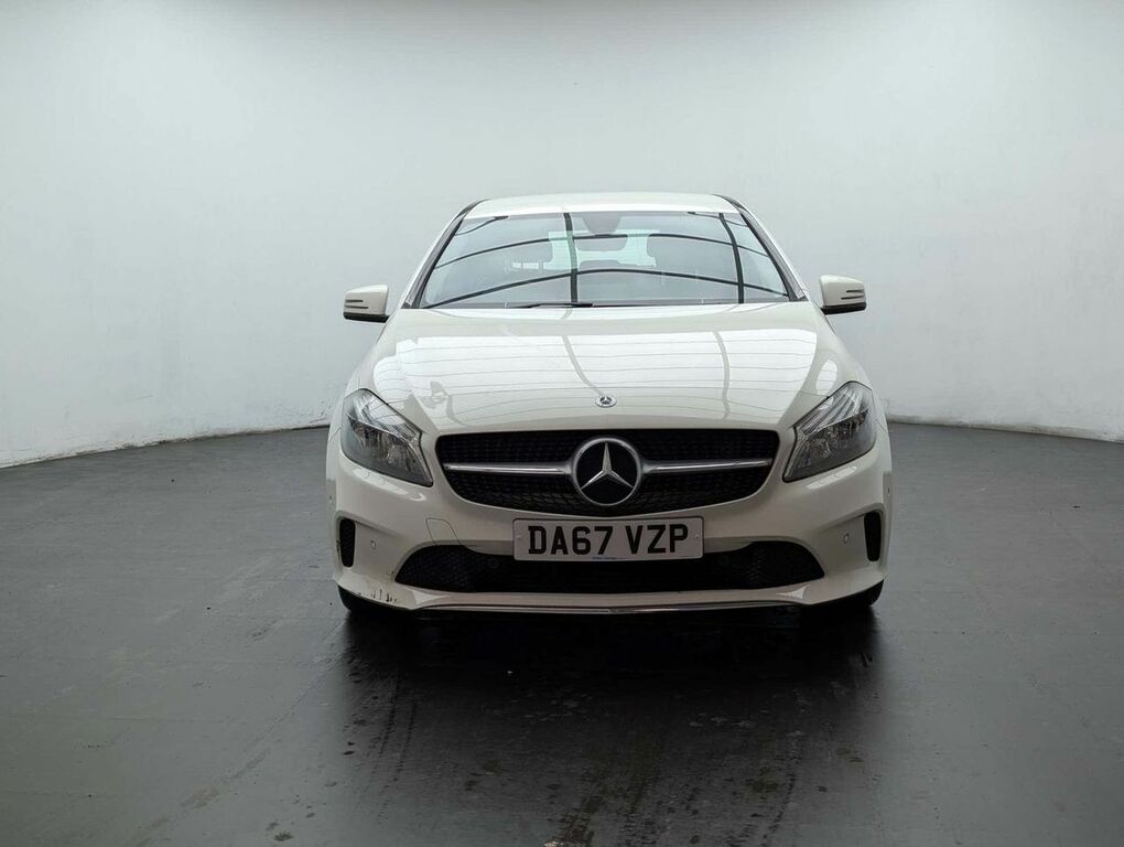 Mercedes-Benz A Class 1.6 A 180 Sport Executive DA67VZP White #3