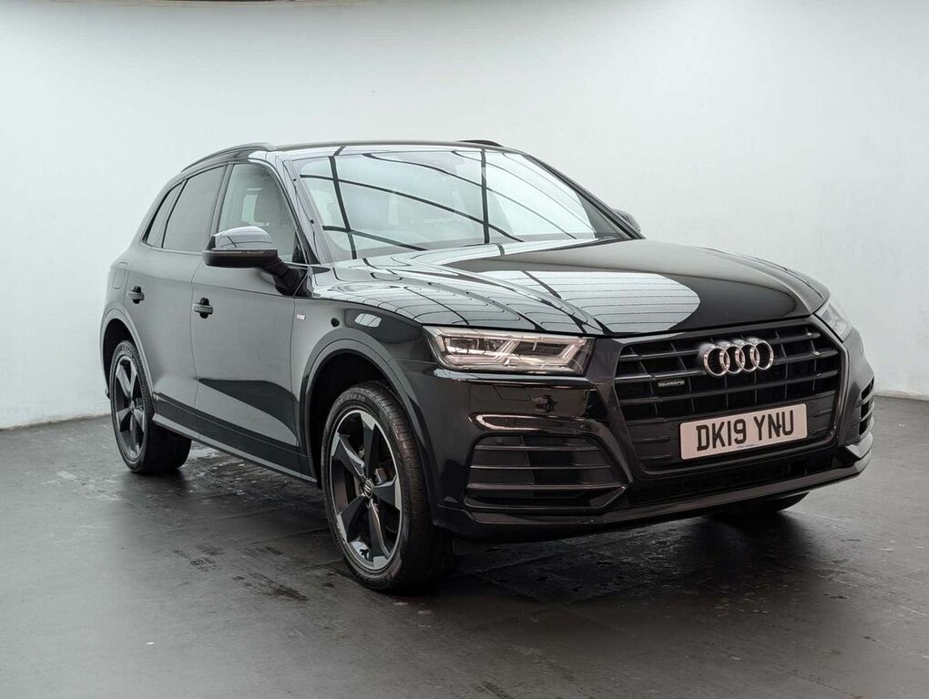 Audi Q5 2.0 Q5 Black Edition 40 Tdi Quattro 4Wd DK19YNU Black #2