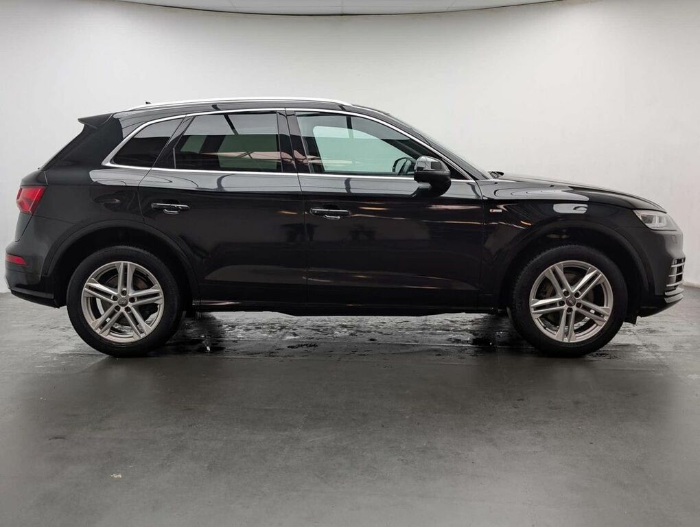 Audi Q5 2.0 Q5 S Line 40 Tdi Quattro 4Wd Black #2