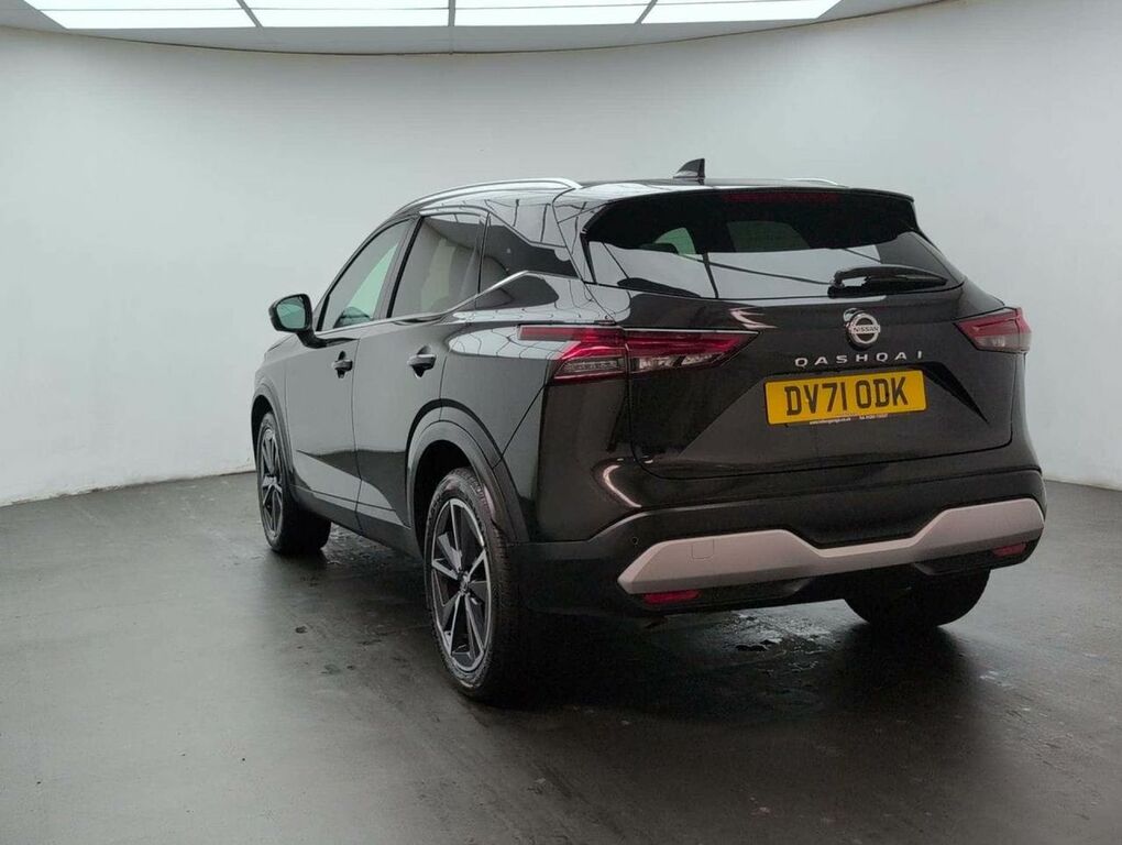 Nissan Qashqai 1.3 Qashqai Tekna Dig-t Mhev Cvt DV71ODK Black #6