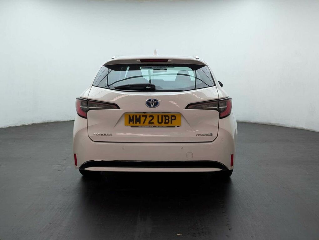 Toyota Corolla 1.8 Corolla Icon Tech Hev Cvt White #3