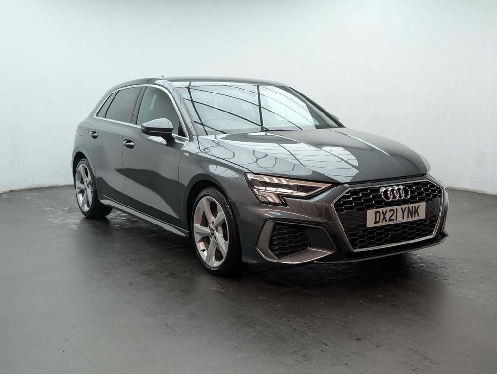 Audi A3 1.5 A3 Sportback 35 Tfsi S Line DX21YNK Grey #2