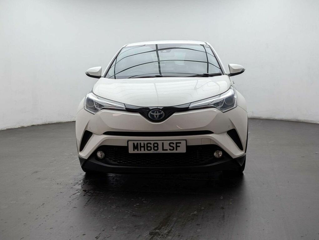 Toyota C-Hr 1.8 C-hr Design Hev Cvt MH68LSF White #2