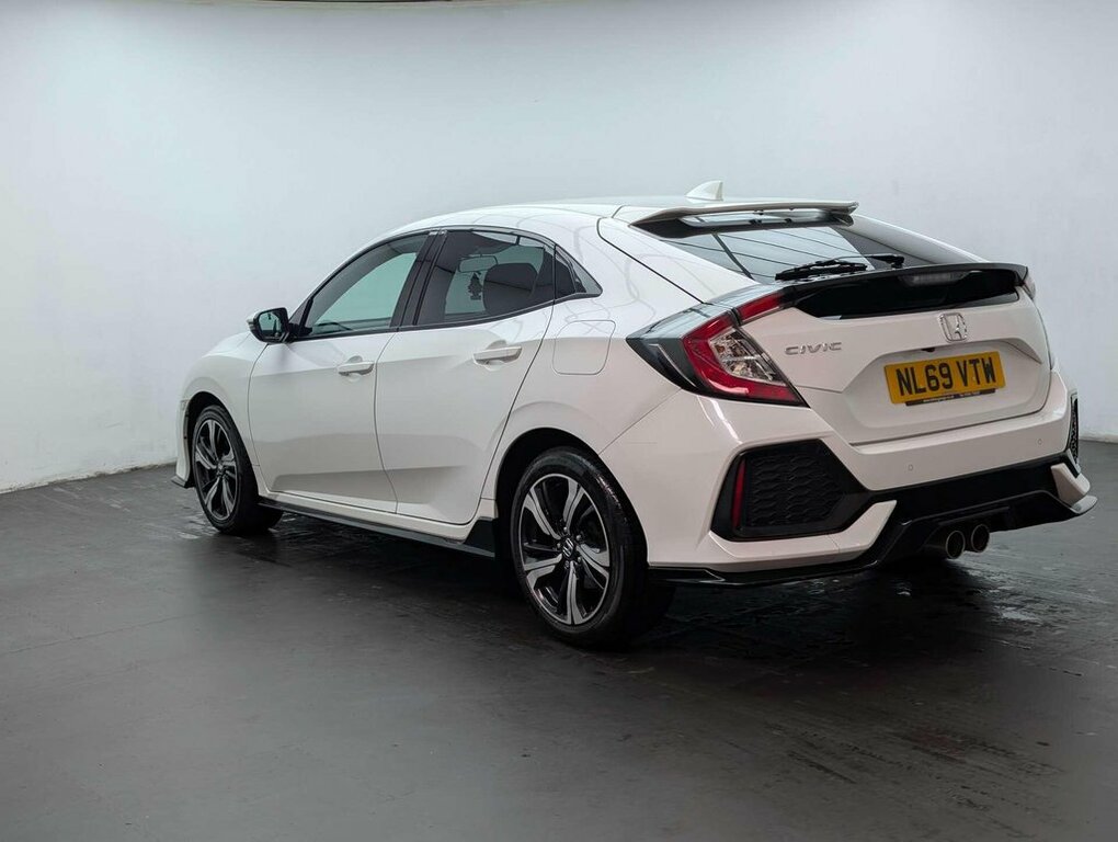 Honda Civic 1.5L Sport White #6