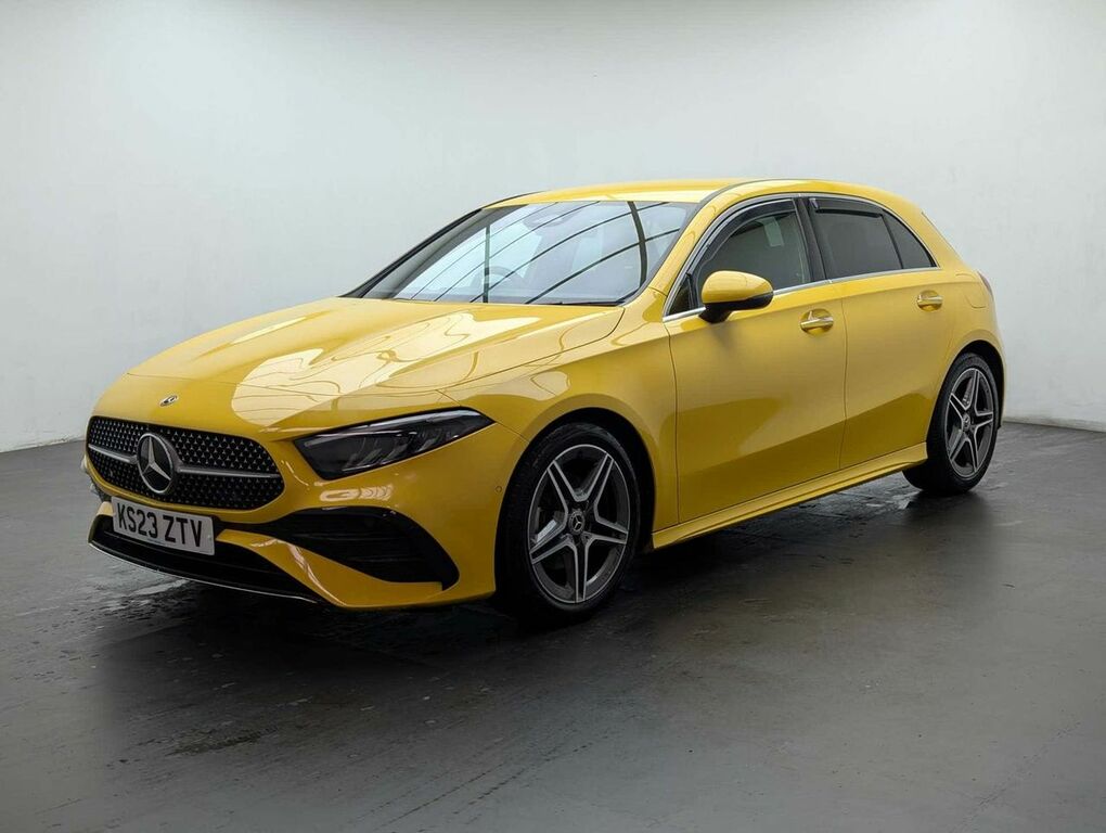 Mercedes-Benz A Class 1.3 A 180 Amg Line Executive Mhev KS23ZTV Yellow #4