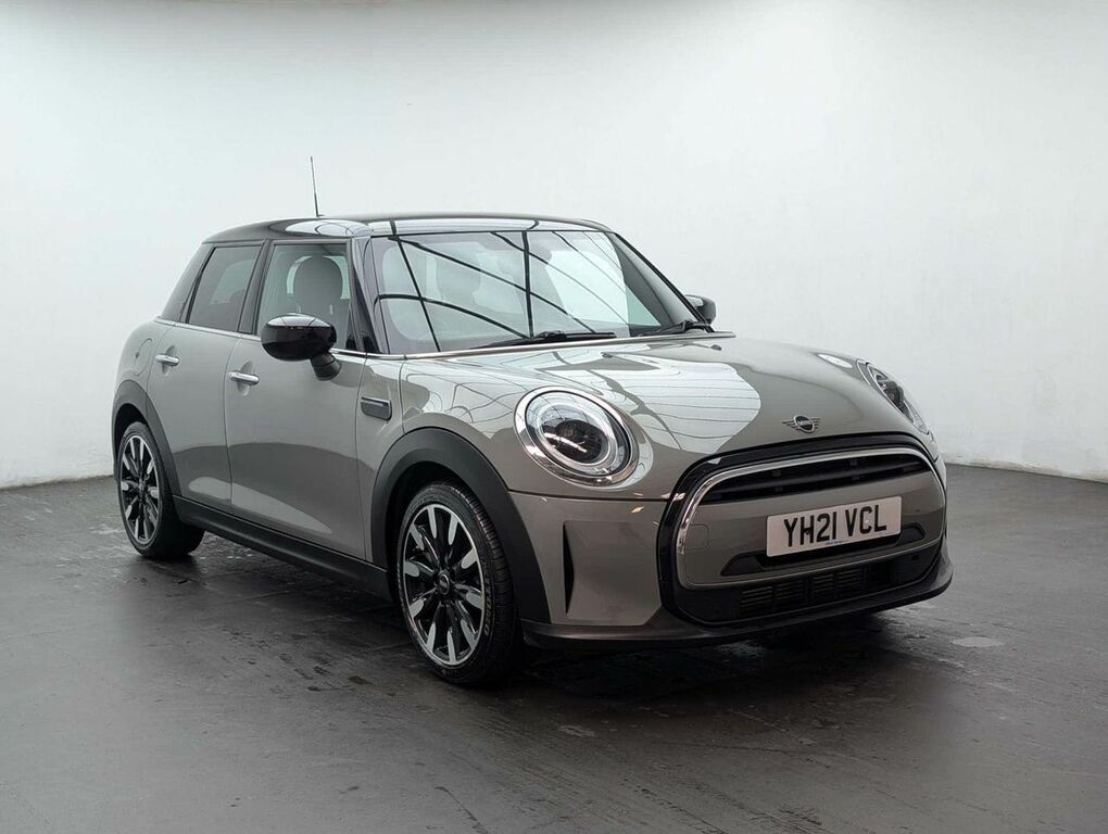 Mini Hatch 1.5 Cooper Exclusive YH21VCL Grey #2