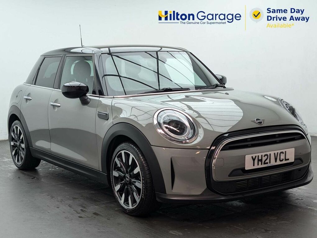 Mini Hatch 1.5 Cooper Exclusive YH21VCL Grey