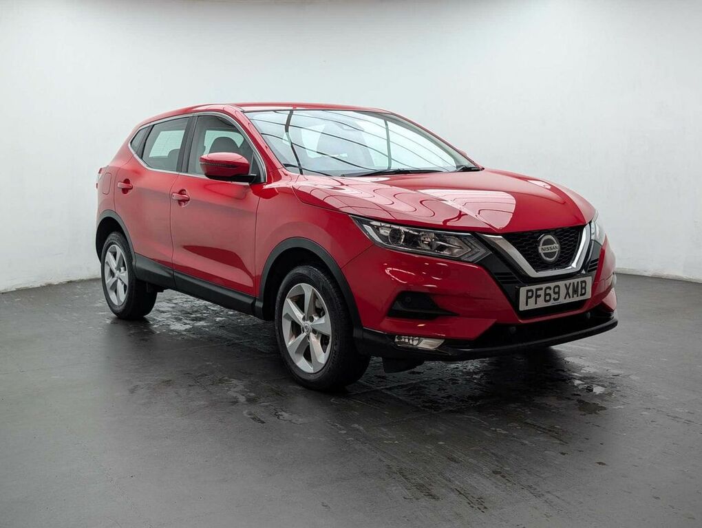 Nissan Qashqai 1.3 Qashqai Acenta Premium Dig-t PF69XMB Red #2